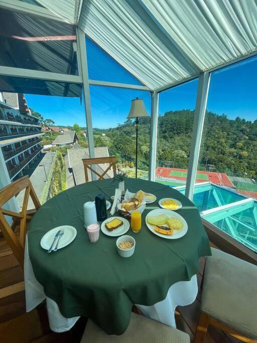 Apartamento Luxo Quatre Saisons Campos do Jordão Exterior foto